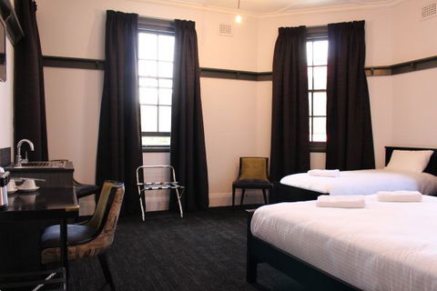 Royal Hotel Ryde - Lismore Accommodation 6