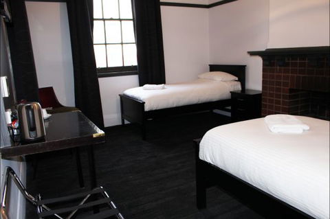 Royal Hotel Ryde - Lismore Accommodation 7