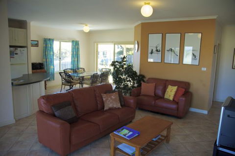 Seashells Apartments Unit 2 - Lismore Accommodation 0