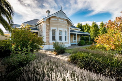 Tanunda House - Lismore Accommodation 4