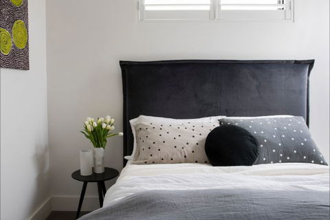 Tamarama Beach House - Lismore Accommodation 8