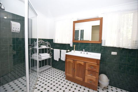 The Provincial Bed & Breakfast - Lismore Accommodation 4