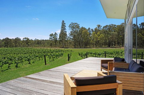 The Longhouse Pokolbin - Lismore Accommodation 2