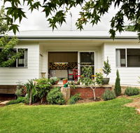 Young Garden Retreat - Lismore Accommodation