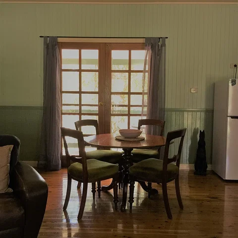 Telegraph Retreat Cottages - Lismore Accommodation 4