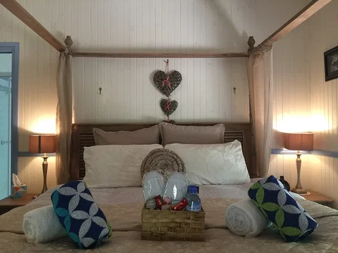 Telegraph Retreat Cottages - Lismore Accommodation 5