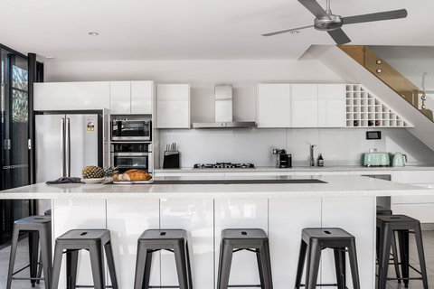 Catalina's - Lismore Accommodation 1