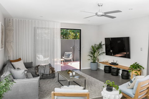 Catalina's - Lismore Accommodation 4