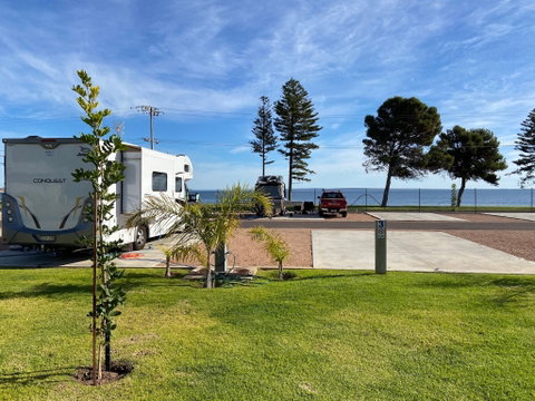 Ceduna Foreshore Caravan Park - Lismore Accommodation 0