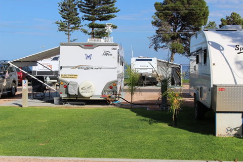 Ceduna Foreshore Caravan Park - Lismore Accommodation 2