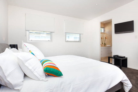 Clique Two - Lismore Accommodation 3