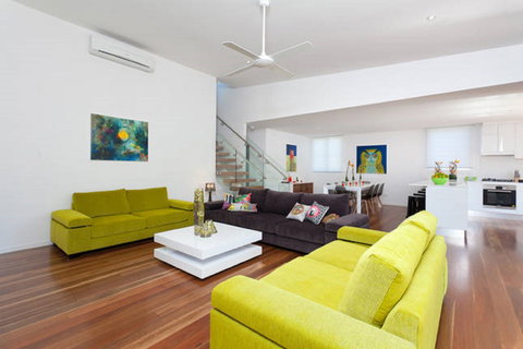 Clique Two - Lismore Accommodation 9
