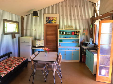 Fig Tree Retro Studio - Lismore Accommodation 6