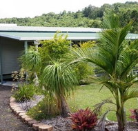 Halls Country Cottages - Lismore Accommodation