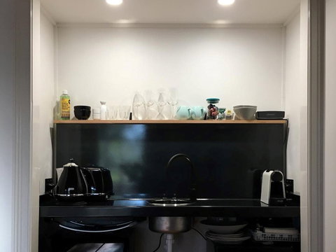 Heathcote Contemporary Art Boutique Accommodation - Lismore Accommodation 2