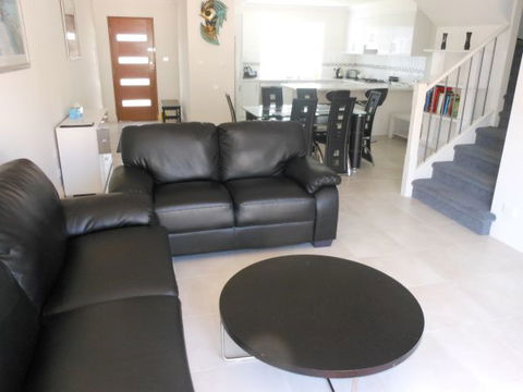 Oaklands Junction - Lismore Accommodation 1