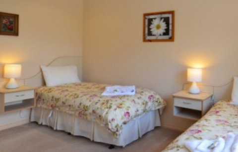 Serena Cottages - Lismore Accommodation 8