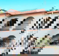 The Med Crescent Head - Lismore Accommodation