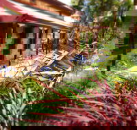 The Creek Cottage - Lismore Accommodation