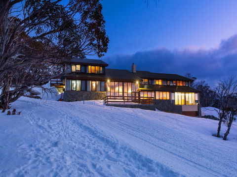 Valhalla Perisher - Lismore Accommodation 2