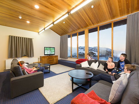 Valhalla Perisher - Lismore Accommodation 7