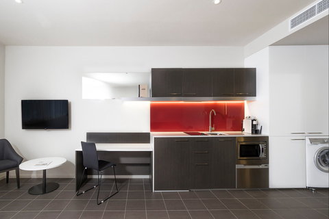 Abode Woden - Lismore Accommodation 2