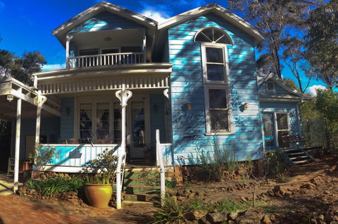 Blue Peace: Blue Mountains Home - Lismore Accommodation 0