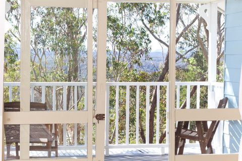 Blue Peace: Blue Mountains Home - Lismore Accommodation 4