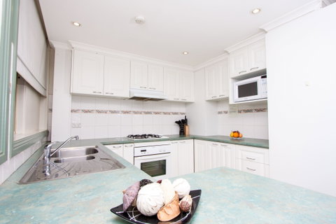 Canberra Short Term And Holiday Accommodation - Lismore Accommodation 4