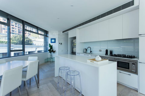 Contemporary Residence In Woolloomooloo - Lismore Accommodation 2