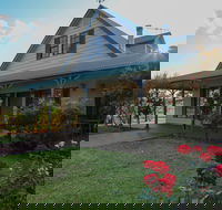 Emma's Cottage Vineyard - Lismore Accommodation