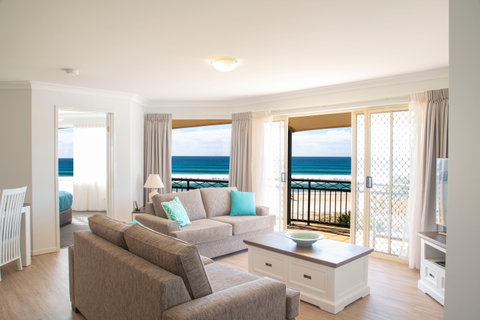 Golden Riviera Beach Resort - Lismore Accommodation 2