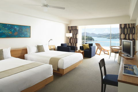 Hamilton Island Reef View Hotel - Lismore Accommodation 2