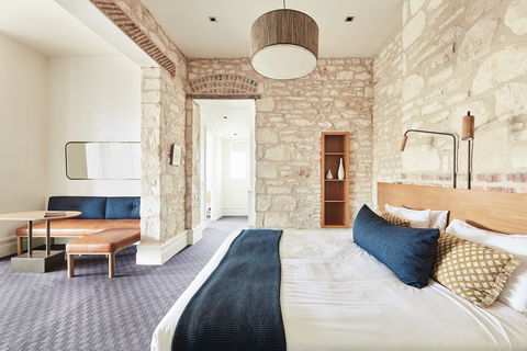 Hotel Sorrento - Lismore Accommodation 8