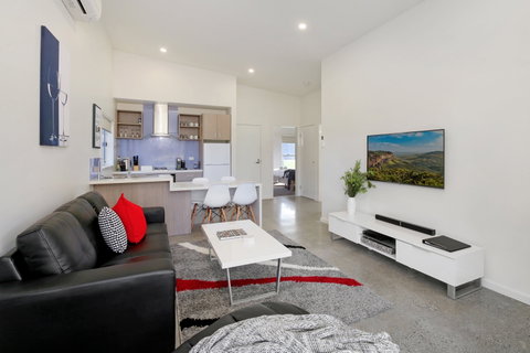 Ironbark Hill Villas - Lismore Accommodation 5