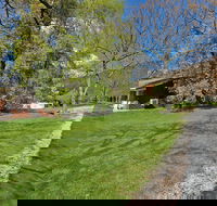 Kalamunda 6 - Lismore Accommodation