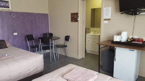 Meeniyan Motel And Bike Hire - Lismore Accommodation 6