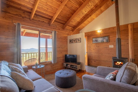 Melaleuca Mountain Retreat - Lismore Accommodation 2