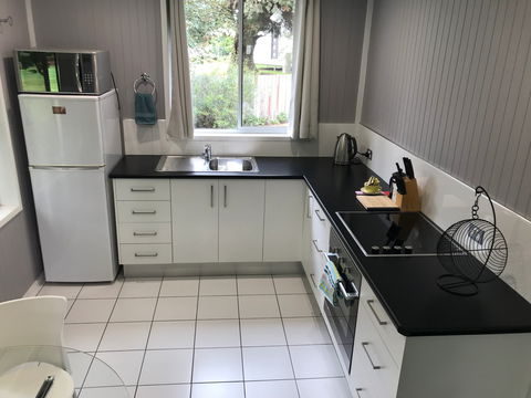 Ravenscroft Cottage - Lismore Accommodation 3