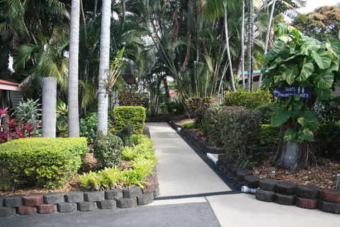 Sarina Palms Caravan Village - Lismore Accommodation 5