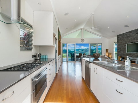 Serene - Lismore Accommodation 5