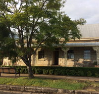 Surgeons Cottage