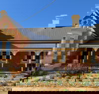 The Monarch Tumut - Lismore Accommodation