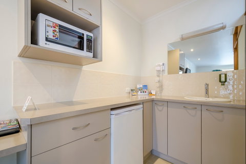 Werribee Motel & Apartments - Lismore Accommodation 2