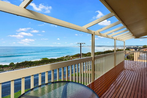 Absolute Boomer - Lismore Accommodation 0