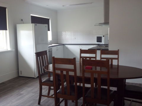 Alby's - Lismore Accommodation 2