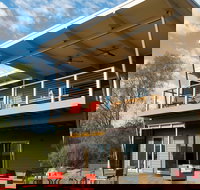 Aruma Executive Holiday Home