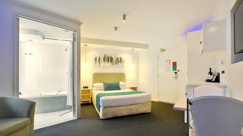 Atlantic Tower Motor Inn - Lismore Accommodation 2