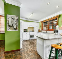 Bay Road - Walk to Blue Lake CBD and Coffee Shops - Lismore Accommodation