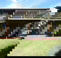 Cedar House - Lismore Accommodation